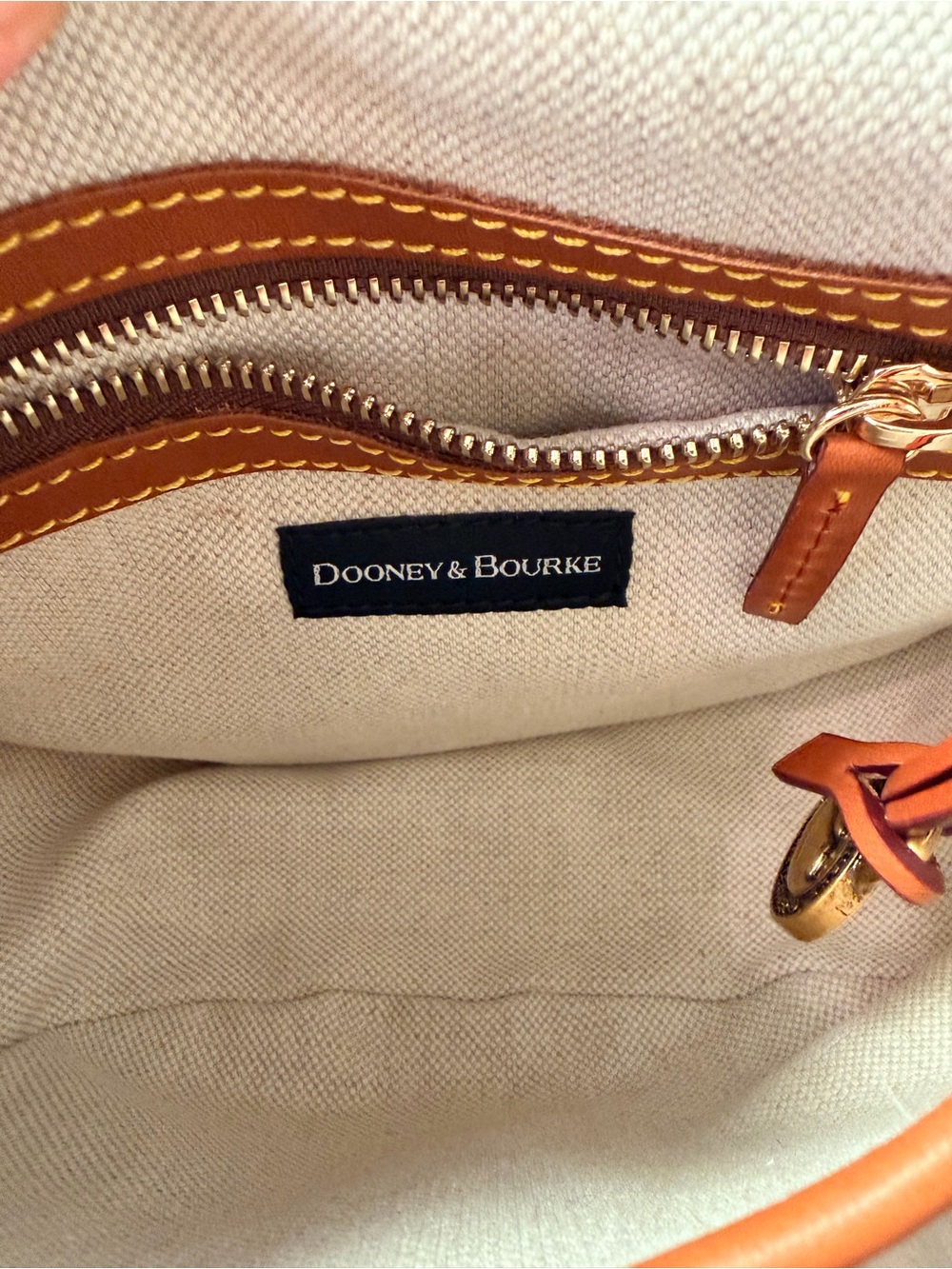 NWOT Dooney & Bourke All Weather Leather 3.0 Saddle Crossbody - Picture 10 of 12